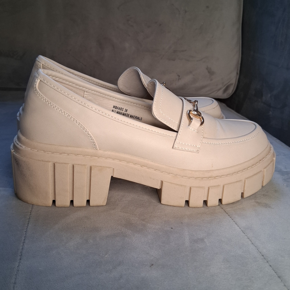 Steve Madden Approach Chunky Platform Loafers - Cream Gold Horsebit Size 7.5 - Picture 5 of 15